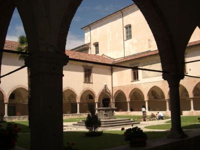 Udine - Madonna delle Grazie, chiostro
